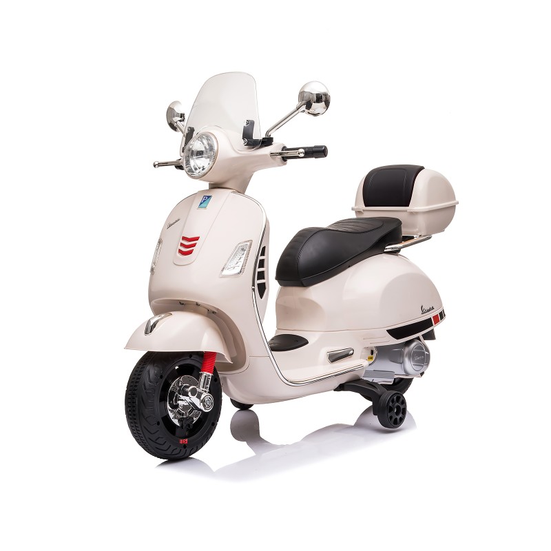 Electric motorcycle Vespa GTS Super white