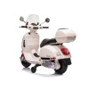 Electric motorcycle Vespa GTS Super white
