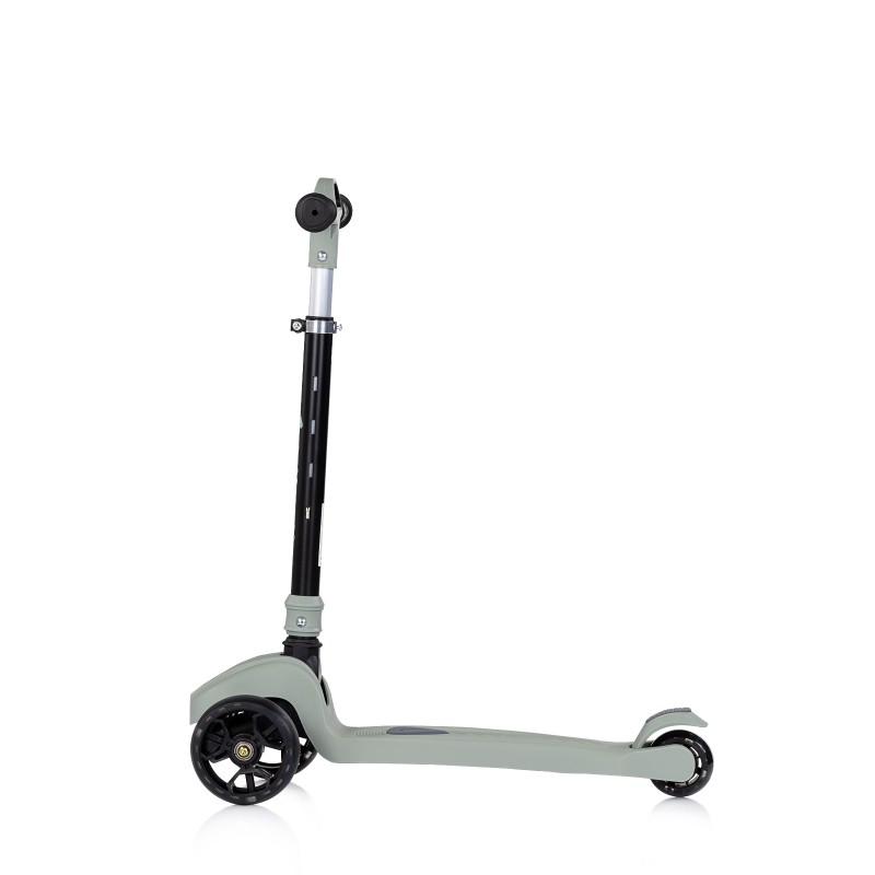 Scooter Moxie green