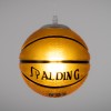 GloboStar® SPALDING NBA 00645 Παιδικό Κρεμαστό Φωτιστικό Μπάλα Μονόφωτο 1 x E27 IP20 Πορτοκαλί & Μαύρο Γυαλί - Μ18 x Π18 x Υ18cm