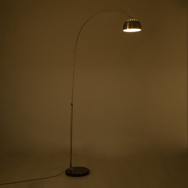 GloboStar® PRAGUE 00991 Μοντέρνο Επιδαπέδιο Φωτιστικό Μονόφωτο 1 x E27 IP20 Χρυσό Μέταλλο με Μαύρο Μάρμαρο - Μ90 x Π29.5 x Υ180cm