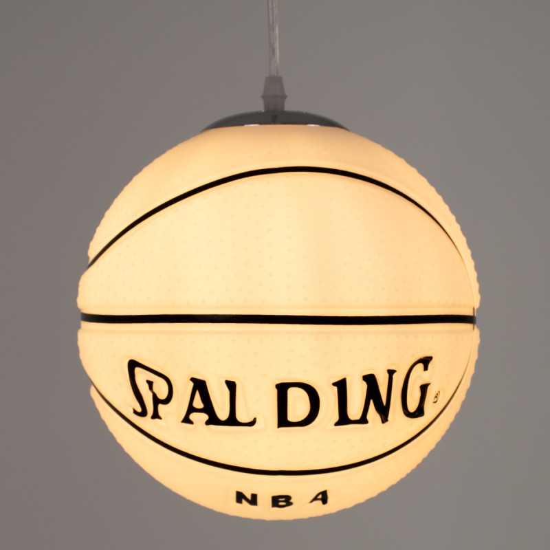 GloboStar® SPALDING NBA 01031 Παιδικό Κρεμαστό Φωτιστικό Μπάλα Μονόφωτο 1 x E27 IP20 Λευκό & Μαύρο Γυαλί - Μ25 x Π25 x Υ25cm