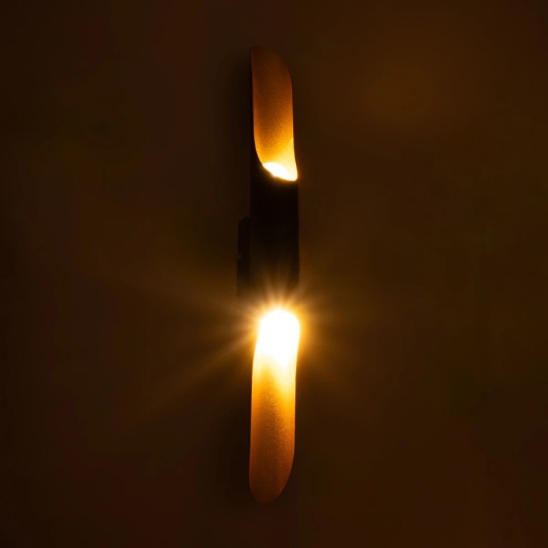 GloboStar® CHARME 01302 Μοντέρνο Επιτοίχιο Φωτιστικό Απλίκα Up / Down Δίφωτο 2 x E27 IP20 Μαύρο με Χρυσό Μέταλλο - Μ5.5 x Π8 x Υ60cm