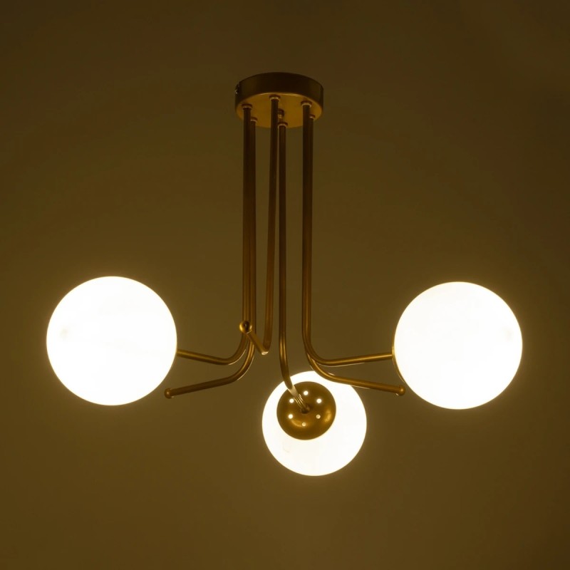 GloboStar® SHINY 201-0028 Vintage Φωτιστικό Οροφής Μπάλα Τρίφωτο 3 x E27 IP20 Χρυσό Μέταλλο με Γαλακτερή Μπάλα - Μ35 x Π35 x Υ60cm