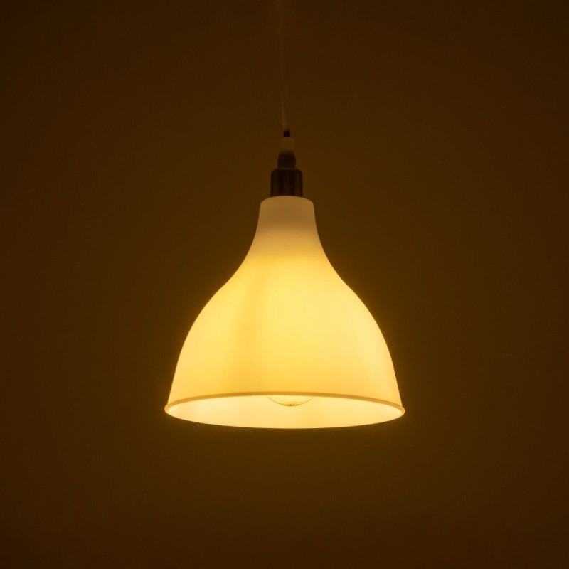 GloboStar® RADE 203-0126 Μοντέρνο Κρεμαστό Φωτιστικό Καμπάνα Μονόφωτο 1 x E27 IP20 Λευκό με Ασημί Πλαστικό - Μ17.5 x Π17.5 x Υ56cm