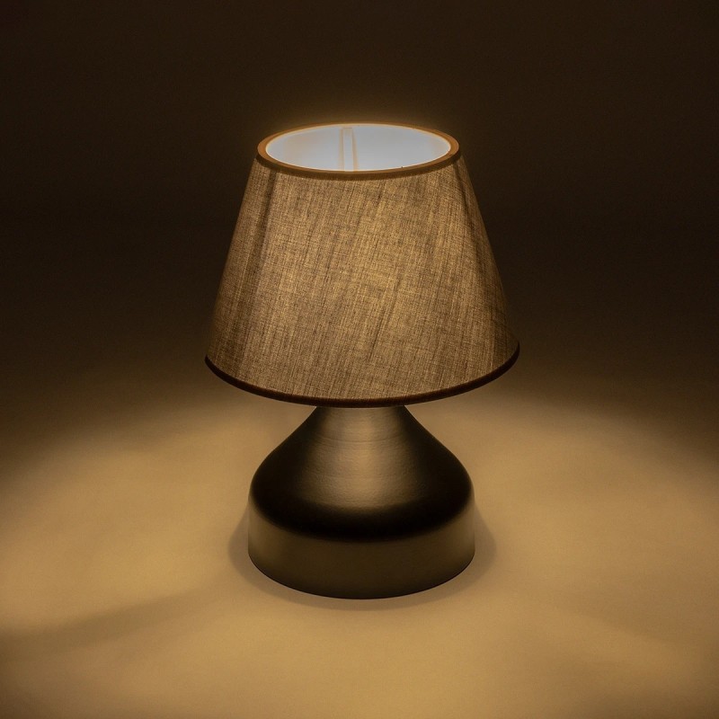 GloboStar® MICKEY 204-0059 Μοντέρνο Eπιτραπέζιο Φωτιστικό Μονόφωτο 1 x E27 IP20 Μαύρο Μέταλλο με Μαύρο Ύφασμα - Μ22 x Π22 x Υ30cm