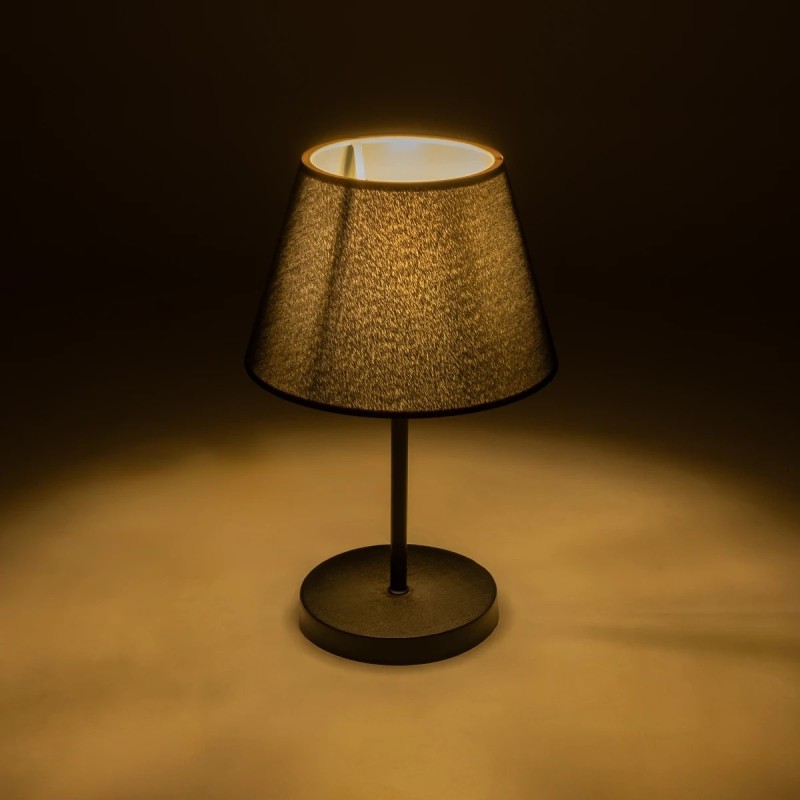 GloboStar® LARA 204-0074 Μοντέρνο Eπιτραπέζιο Φωτιστικό Μονόφωτο 1 x E27 IP20 Μαύρο Μέταλλο με Μαύρο Ύφασμα - Μ22 x Π22 x Υ36cm