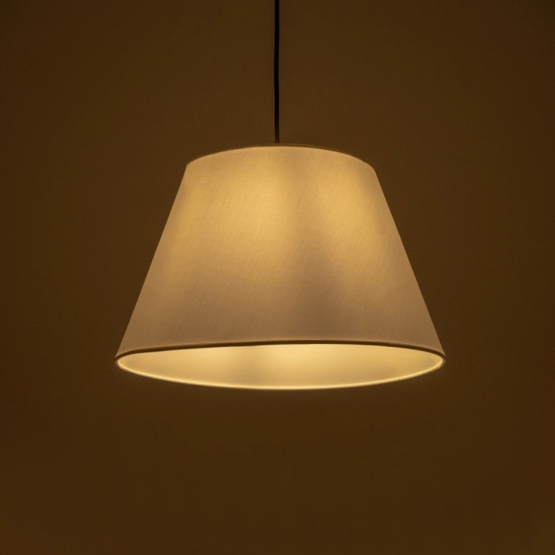 GloboStar® TRIANGLE 204-0089 Μοντέρνο Κρεμαστό Φωτιστικό Kαπέλο Μονόφωτο 1 x E27 IP20 Λευκό Ύφασμα - Μ37 x Π37 x Υ70cm