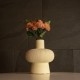 GloboStar® Artificial Garden ICEBERG 21263 Διακοσμητικό Κεραμικό Βάζo Μπεζ Π17 x Μ17 x Υ20cm