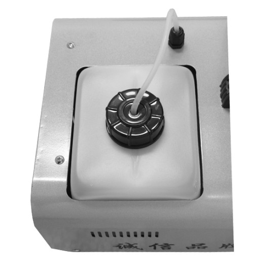 GLOBOSTAR® SMOKIE 51142 Stage Μηχανή Καπνού 1500W AC 220-240V IP20 με RF Ασύρματο Χειριστήριο - Μ46.7 x Π25.5 x Υ19cm - 1 Χρόνο Εγγύηση