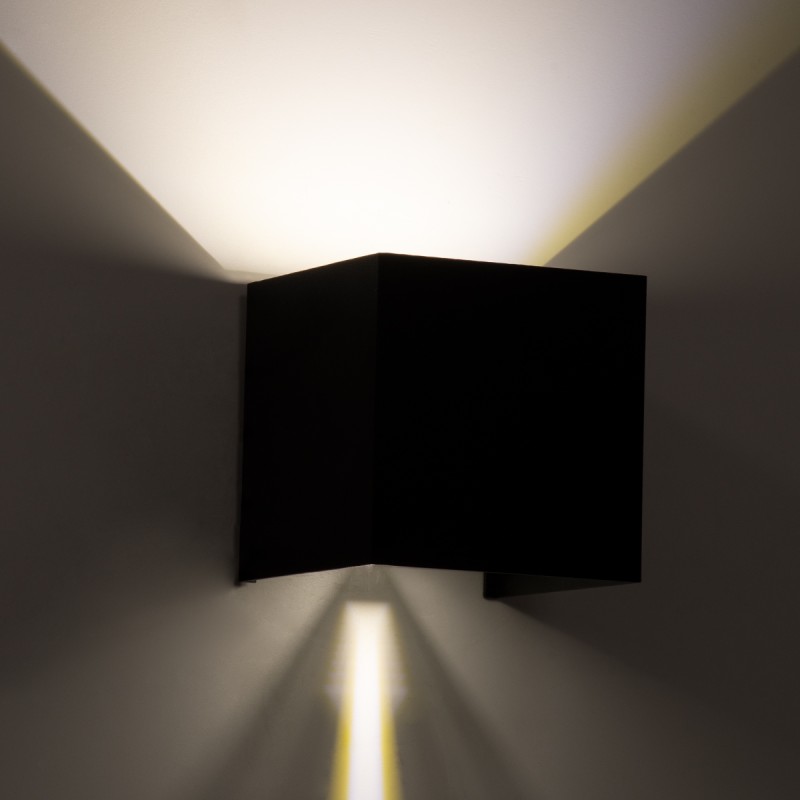 GloboStar® AXIS-S 60565 Φωτιστικό Τοίχου - Απλίκα Αρχιτεκτονικού Φωτισμού Εσωτερικού/Εξωτερικού Χώρου Up & Down LED 10W 1200lm 10 έως 60° AC 220-240V Αδιάβροχο IP65 Μ10 x Π10 x Υ10cm - Φυσικό Λευκό 4500K - Μαύρο - Bridgelux Chip - 3 Years Warranty