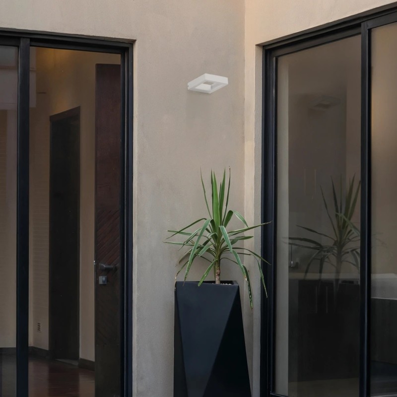 kelvo® AURA KLV-101-0118 Μοντέρνο Φωτιστικό Τοίχου - Απλίκα LED 7W 875lm 45° AC 220-240V Αδιάβροχο IP65 Θερμό Λευκό 2700K - Bridgelux COB Chip & TÜV SÜD Driver - Λευκό Ματ - Μ13 x Π15 x Υ4.5cm - 5 Χρόνια Εγγύηση