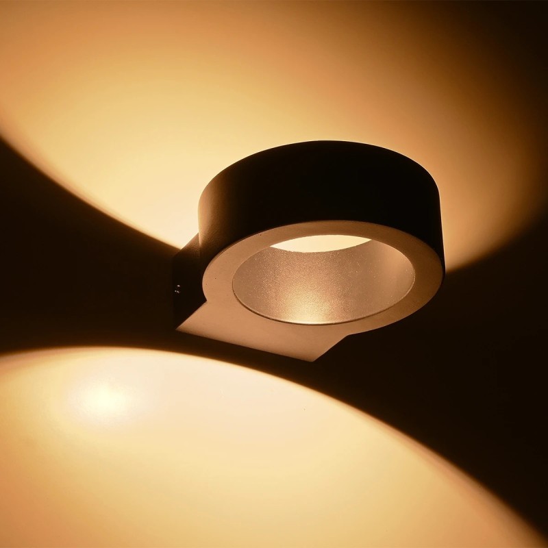 kelvo® AURA KLV-101-0113 Μοντέρνο Φωτιστικό Τοίχου - Απλίκα LED 7W 875lm 45° AC 220-240V Αδιάβροχο IP65 Θερμό Λευκό 2700K - Bridgelux COB Chip & TÜV SÜD Driver - Μαύρο Ματ - Μ15 x Π13 x Υ4.5cm - 5 Χρόνια Εγγύηση