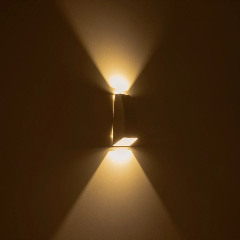 kelvo® FLUX KLV-101-0121 Μοντέρνο Φωτιστικό Τοίχου - Απλίκα LED 6W 750lm 30° AC 220-240V Αδιάβροχο IP65 Θερμό Λευκό 2700K - Bridgelux COB Chip & TÜV SÜD Driver - Λευκό Ματ - Μ5 x Π8.5 x Υ17cm - 5 Χρόνια Εγγύηση