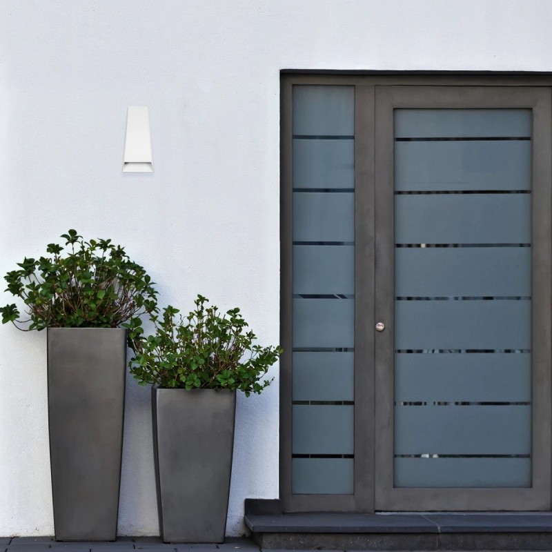 kelvo® FLUX KLV-101-0121 Μοντέρνο Φωτιστικό Τοίχου - Απλίκα LED 6W 750lm 30° AC 220-240V Αδιάβροχο IP65 Θερμό Λευκό 2700K - Bridgelux COB Chip & TÜV SÜD Driver - Λευκό Ματ - Μ5 x Π8.5 x Υ17cm - 5 Χρόνια Εγγύηση