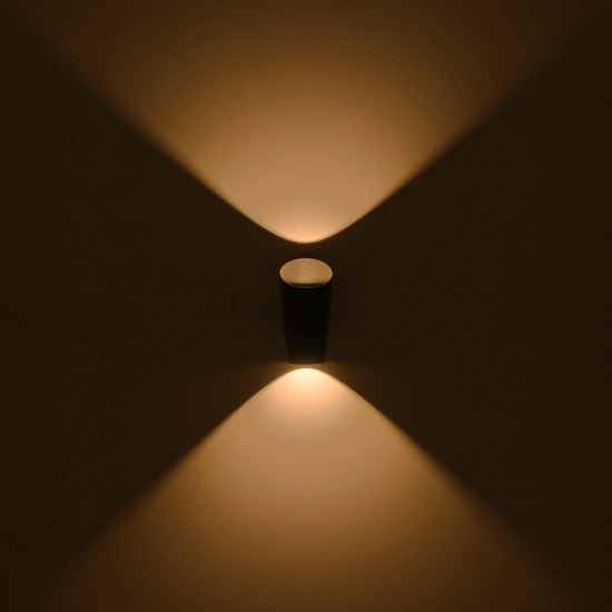 GLOBOSTAR® GANETTI 60671 Μοντέρνο Φωτιστικό Τοίχου - Απλίκα LED 10W 1250lm 60° AC 220-240V Αδιάβροχο IP65 Θερμό Λευκό 2700K - Bridgelux COB Chip & TÜV SÜD Driver - Μαύρο Ματ - Μ9.5 x Π11 x Υ19cm - 5 Χρόνια Εγγύηση GLOBOSTAR® GANETTI 60671 Μοντέρνο Φωτιστικό Τοίχου - Απλίκα LED 10W 1250lm 60° AC 220-240V Αδιάβροχο IP65 Θερμό Λευκό 2700K - Bridgelux COB Chip & TÜV SÜD Driver - Μαύρο Ματ - Μ9.5 x Π11 x Υ19cm - 5 Χρόνια Εγγύηση