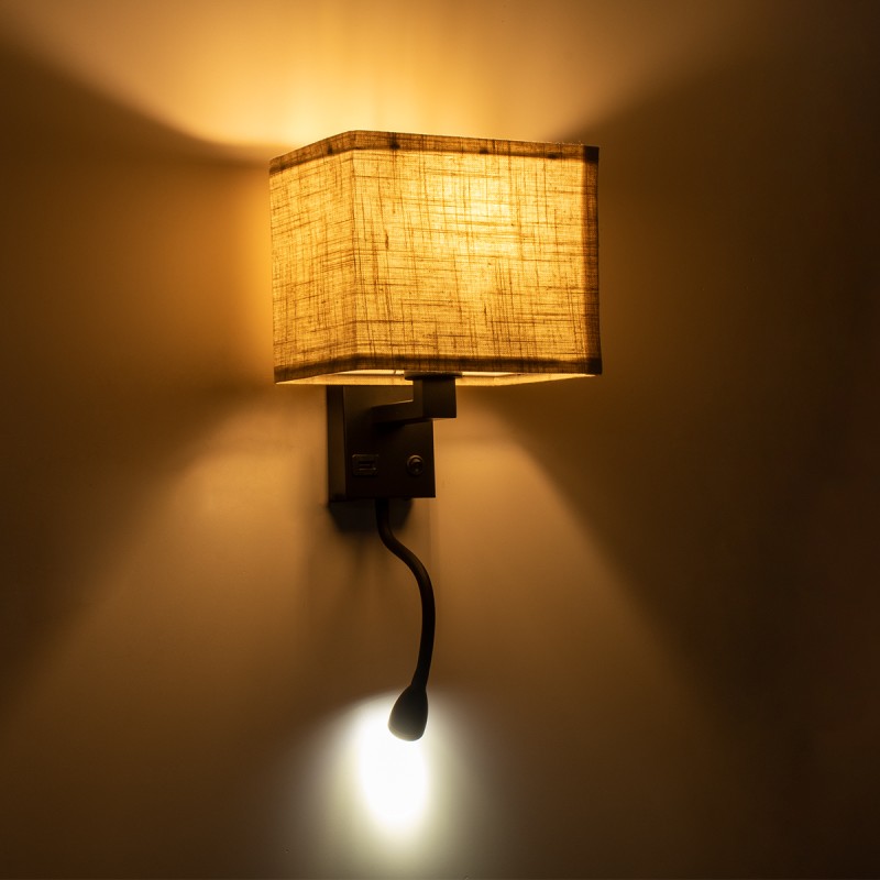 GloboStar® ROULETTE-S 61382 Μοντέρνο Φωτιστικό Τοίχου - Απλίκα Ξενοδοχείου Bed Side LED 3W 360lm & 1 x E27 36° & 360° AC 220-240V - Reading Up/Down Light - Φορτιστής USB 3A - Μ17 x Π20 x Υ37cm - Φυσικό Λευκό 4500K - Μαύρο με Μπεζ Καπέλο - Σετ 2 Τε