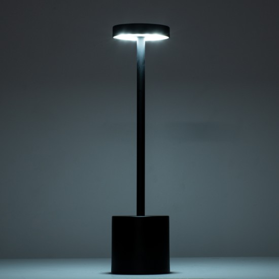 GloboStar® JOJO 76521 Μοντέρνο Επιτραπέζιο Φωτιστικό Πορτατίφ LED 1.5W 105lm 120° DC 5V Επαναφορτιζόμενο με Μπαταρία Li-ion 1800mAh - Διακόπτη Αφής με 3 Εναλλαγές Φωτισμού CCT Θερμό - Φυσικό - Ψυχρό 1500K - 4500K - 6000K Dimmable - D8 x H34cm - Ασημί