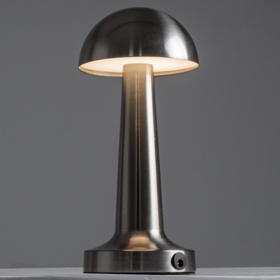 GloboStar® COCO 76510 Επαναφορτιζόμενο Επιτραπέζιο Φωτιστικό Πορτατίφ LED 1.5W 105lm 120° DC 5V IP44 Θερμό Λευκό 2700K Dimmable Ασημί Αλουμίνιο - Μ10 x Π10 x Υ22cm - 2 Xρόνια Εγγύηση GloboStar® COCO 76510 Μοντέρνο Επιτραπέζιο Φωτιστικό Πορτατίφ LED 1.5W 105lm 120° DC 5V Επαναφορτιζόμενο με Μπαταρία Li-ion 1800mAh - Διακόπτη Αφής με 3 Εντάσεις Φωτισμού Θερμό Λευκό 2700K Dimmable - Φ10 x 22cm - Ασημί