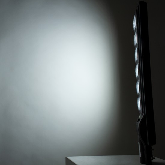 GloboStar® STREETA 85346 Professional LED Solar Street Light Αυτόνομο Ηλιακό Φωτιστικό Δρόμου 180W 1800lm 288 x LED SMD 5730 με Ενσωματωμένο Φωτοβολταϊκό Panel 6V 20W & Επαναφορτιζόμενη Μπαταρία Li-ion 3.2V 30000mAh με Αισθητήρα Ημέρας-Νύχτας & PI