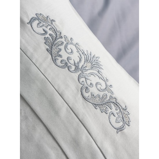Satin Double Quilt Cover Set Biana - Grey Grey
White Lessentiel Satin Double Quilt Cover Set Biana - Grey Grey
White