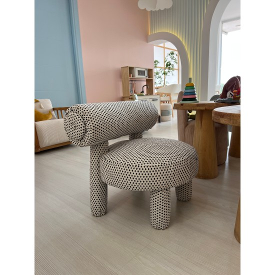 Wing Chair Dino - Puantiye Black
White Wing Chair Dino - Puantiye Black
White