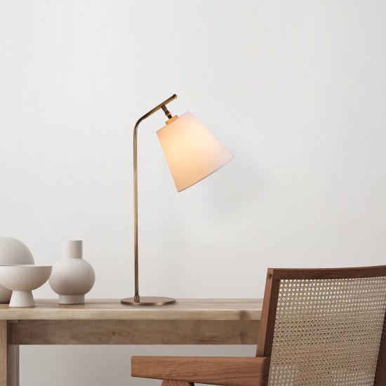 Table Lamp Salihini - MR-622 White
Vintage Table Lamp Salihini - MR-622 White
Vintage