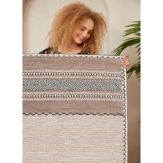Carpet (160 x 230) Woosonıl133 Beige
Brown
Black Conceptum Hypnose Carpet (160 x 230) Woosonıl133 Beige
Brown
Black
