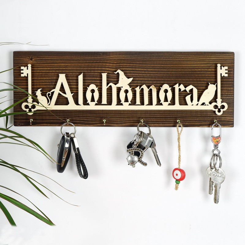 Wallxpert Wooden Key Holder LAZ157 Multicolor