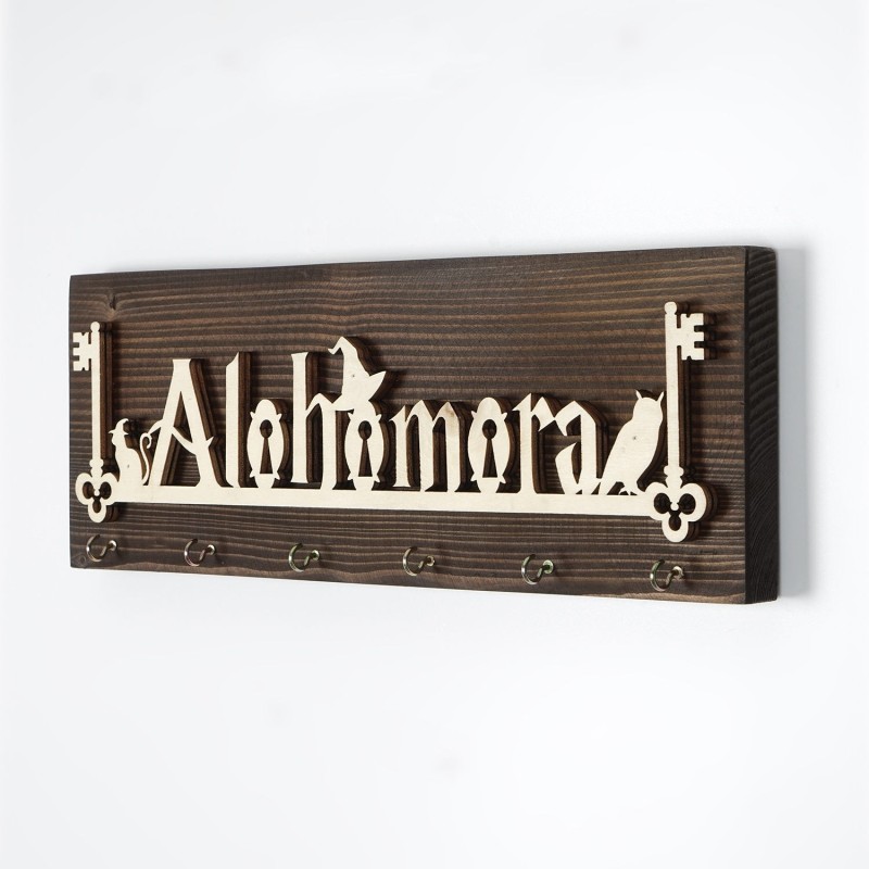 Wallxpert Wooden Key Holder LAZ157 Multicolor