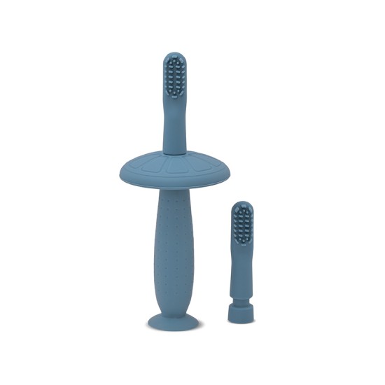 SILICONE TOOTH BRUSH WITH PROTECTOR SILICONE TOOTH BRUSH WITH PROTECTOR