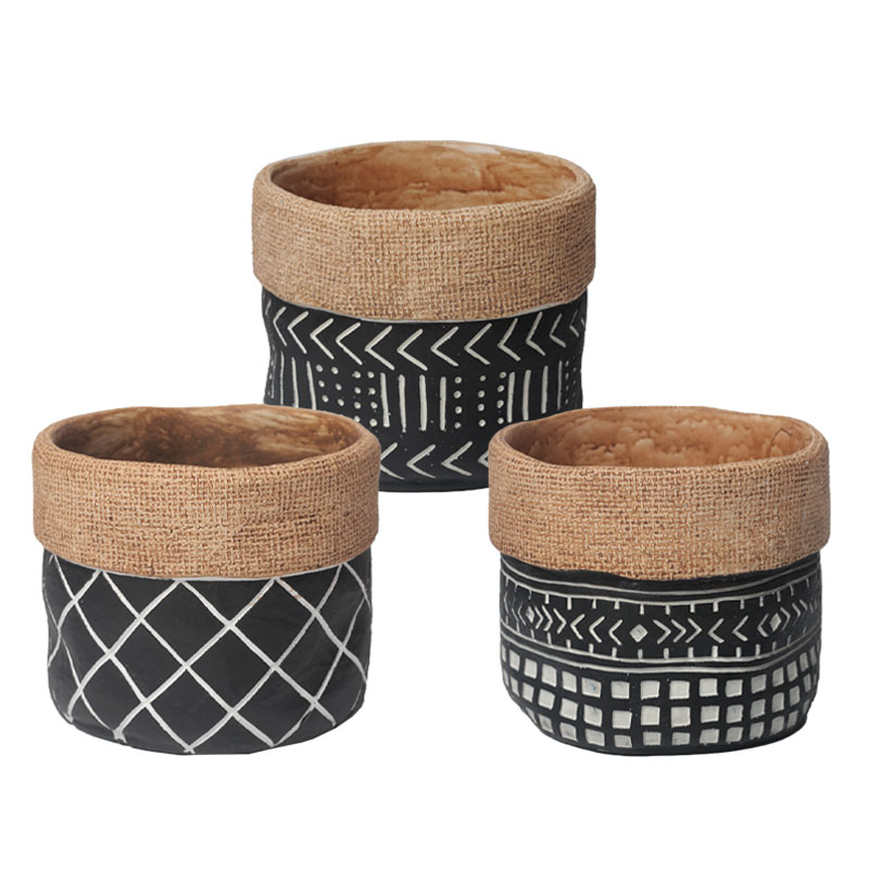 ΤΣΙΜΕΝΤΕΝΙΟ ΚΑΣΠΩ  (3 ΣΧΕΔΙΑ ASS) ΜΑΥΡΟ ΑΝΑΓΛΥΦΑ ΓΕΩΜΕΤΡΙΚΑ ΣΧΕΔΙΑ - Φ14x12.3cm 3/12ΚΙΒ