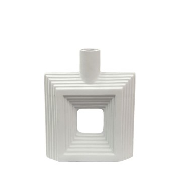 ΔΙΑΚΟΣΜΗΤΙΚΟ ΚΕΡΑΜΙΚΟ ΒΑΖΟ ΛΕΥΚΟ - ΤΕΤΡΑΓΩΝΕΣ ΔΙΑΒΑΘΜΙΣΕΙΣ ΜΕ ΤΡΥΠΑ - 21x7x26cm 30/KIB