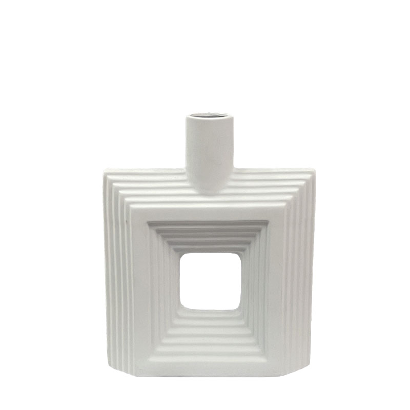 ΔΙΑΚΟΣΜΗΤΙΚΟ ΚΕΡΑΜΙΚΟ ΒΑΖΟ ΛΕΥΚΟ - ΤΕΤΡΑΓΩΝΕΣ ΔΙΑΒΑΘΜΙΣΕΙΣ ΜΕ ΤΡΥΠΑ - 21x7x26cm 30/KIB