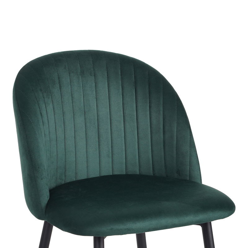 Σκαμπό μπαρ Barow pakoworld βελούδο σε σκούρο πράσινο απόχρωση με μαύρα μεταλλικά πόδια 53x46.5x96.5