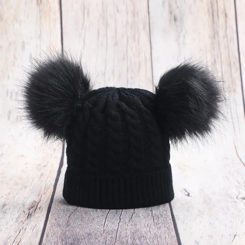 Beanie Baby With Double Pompon - Total Black