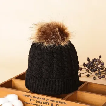 Beanie Knitted With Pompon - Black