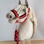Σετ Αξεσουάρ για Hobby Horse: Καπίστρι A3 με Μαύρο Γουνάκι + Ιμάντας από Κορδόνι με Κλιπ - black-red